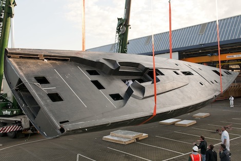 Image for article First Wally Cento hull completed at Green Marine